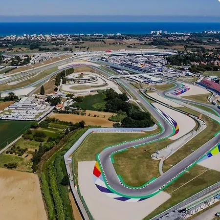 Estivo Levante - -rn- ミザーノ・アドリアーティコ