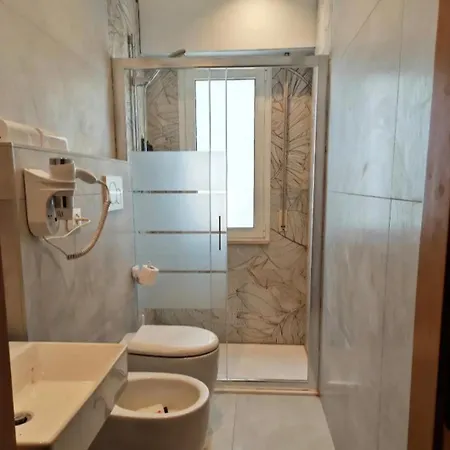 Estivo Levante - -rn-